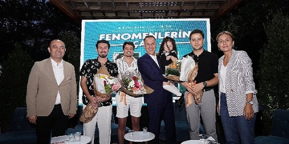 Sosyal Medya Fenomenleri Beylikdüzü halkı ile buluştu