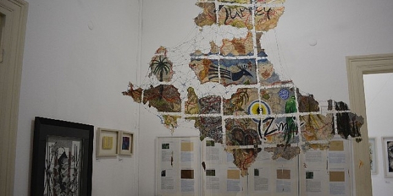 Türkiye'nin ilk Kâğıt ve Kitap Müzesi binden fazla eseri ziyaretçileriyle buluşturuyor