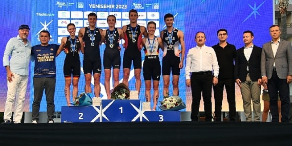 25 ülkeden 280 sporcu Yenişehir Avrupa Triatlon Kupası'nda mücadele etti