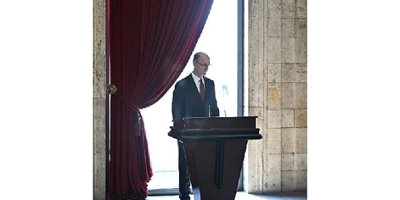 Betek Boya Anıtkabir'de Ata'nın huzuruna çıktı