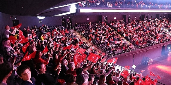 Bilfen okullarından cumhuriyet'in 100. yılına yakışır kutlama