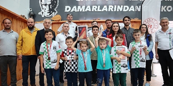 Cumhuriyet'in 100.yılına özel satranç turnuvası