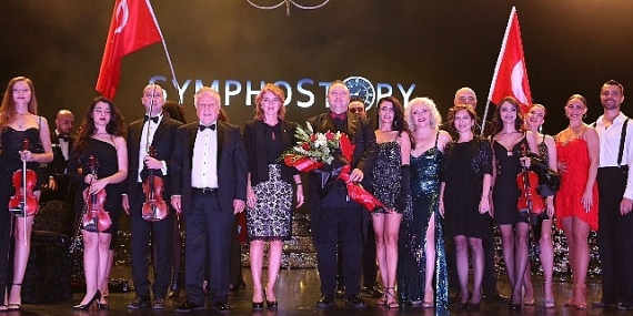 İstanbul Okan Üniversitesi, Cumhuriyet'in 100. Yılı'nı Bekir Okan Kültür, Sanat ve Kongre Merkezi'nde 1500 kişinin katıldığı etkinlikle kutladı. 