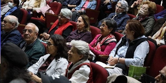 Karşıyaka Belediyesi sağlık söyleşileriyle farkındalık yaratıyor