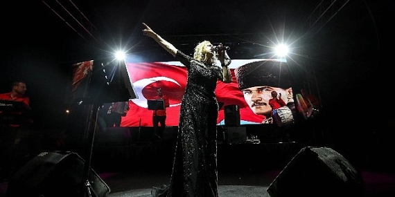 Kentin en coşkulu festivaline büyük ilgi