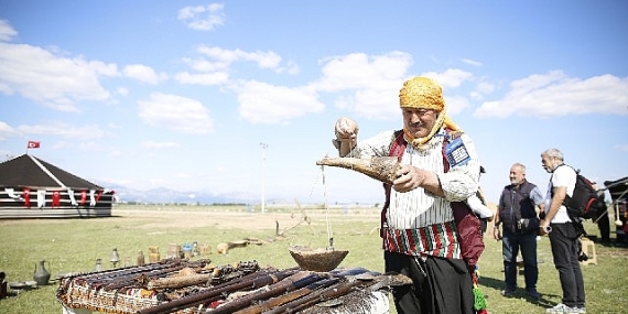 Antalya Büyükşehir Belediyesi Yörük Türkmen Festivali başlıyor