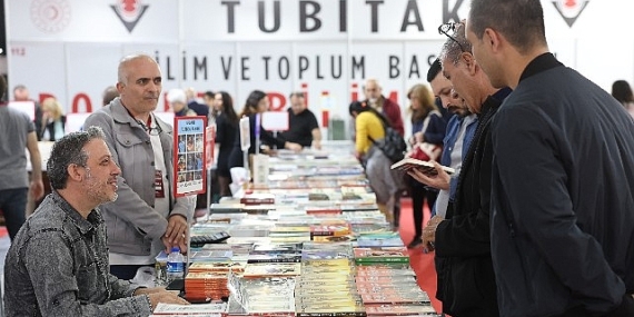 Antalya Kitap Fuarında ilk gün heyecanı 