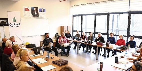 Çankaya evlerinde güz dönemi kursları sürüyor