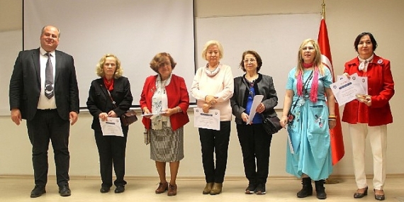 Çocuklar resim sanatçılarıyla buluştu, eserlerini sergiledi