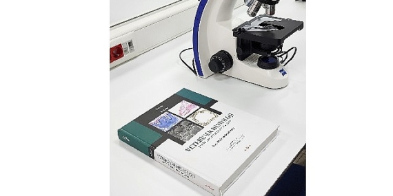 Deü veteriner fakültesi'nden bilime katkı: o eser türkçeye çevrildi