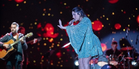 Festival kapanışını Melek Mosso yaptı