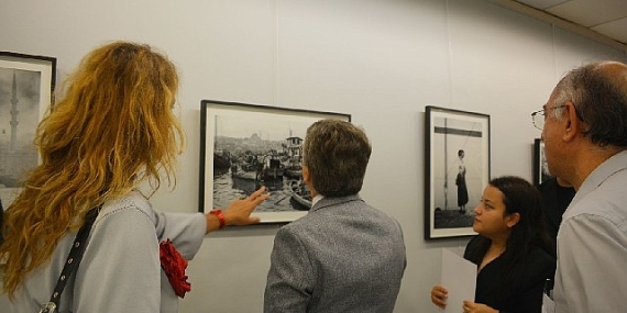 Fotoğrafın ustası Ara Güler'in 'İstanbul ve İzmir Fotoğrafları' sanatseverlerle buluştu