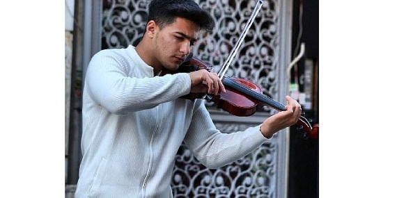 Karşıyaka'da Keman Okulu açılıyor…