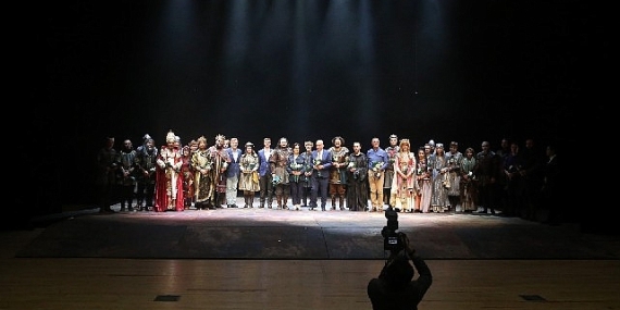 Kılıçarslan, Denizli'de ayakta alkışlandı