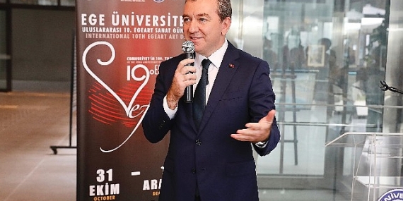 Uluslararası 10. EgeArt Sanat Günleri Vefa Sergisi Bergama'da Başladı