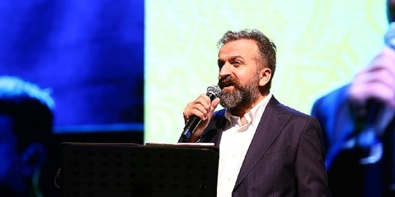 Üstat Karakoç muhteşem bir gecede şiirleriyle anıldı