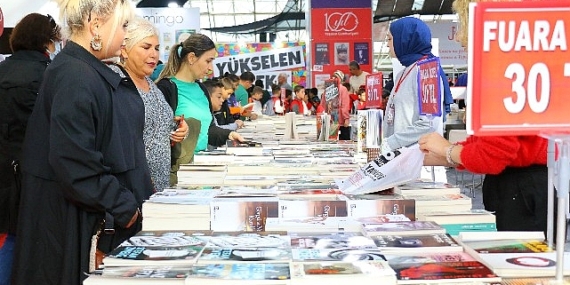 Antalyalılar kitap fuarından memnun 