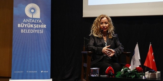 Atatürk Kızı Sabiha Gökçen Belgeseli Antalyalılarla buluştu