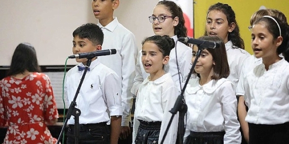 Bayraklı'da 16 branşta 'Basamak' kursları başladı