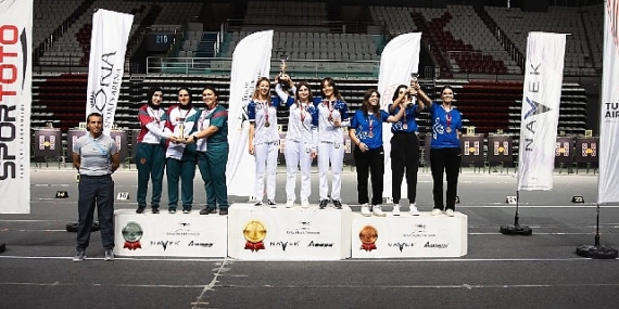 Büyükşehir Sporcuları 353 Madalya ve Kupa Kazandı