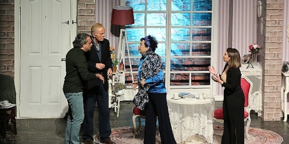 Küçükçekmece sahneleri, 4,5 yılda 1 milyonu aşkın izleyici ağırladı