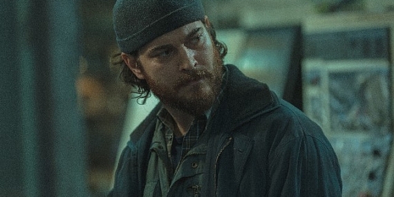 Netflix, gizem dolu yeni dizisi Kübra'nın yayın tarihini özel bir video ile paylaştı