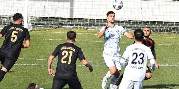 Nilüfer Belediye FSK 2023'ü 5 gollü galibiyetle kapattı