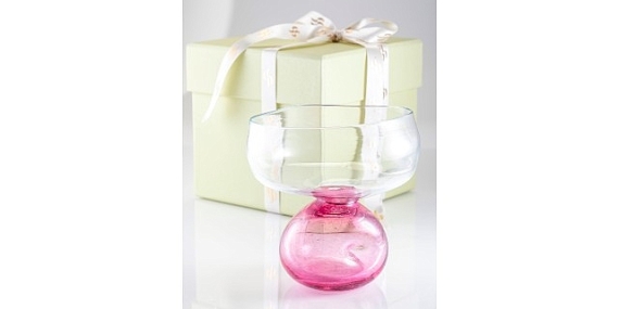 Sirena Marine'in sürdürülebilir sanat projesi  'Art of Sirena'dan yeni yıl heyecanını denizlere taşıyan koleksiyon