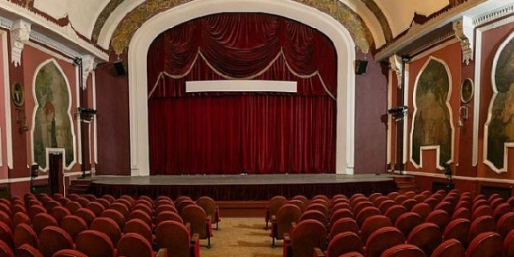 Tarihi Elhamra Sahnesi İzBBŞT'nin ikinci evi oluyor