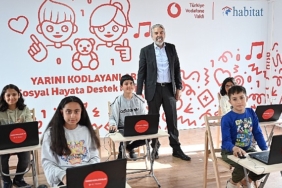 turkiye-vodofone-vakfindan-16-yilda-15-milyar-tllik-sosyal-katki.jpg