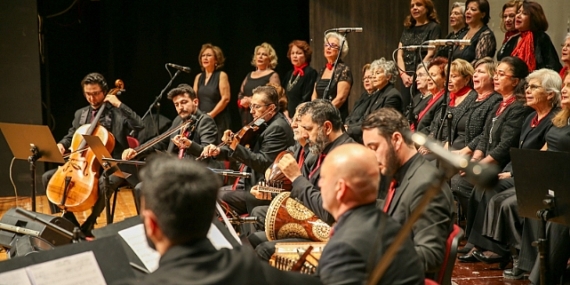 Bilge Çınarlar'dan Türk Sanat Müziği Konseri