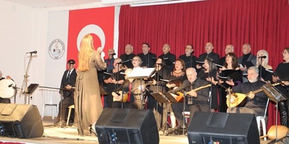 Burhaniye 19. hasat Festivali tüllerle sona erdi