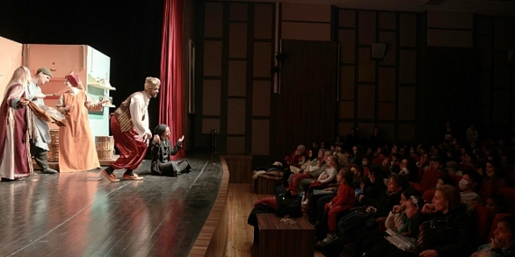 Çankaya Belediyesi ara tatile giren öğrencilere ikinci dönem öncesi birbirinden eğlenceli etkinliklerle keyifli tatil geçirmelerini sağlıyor.