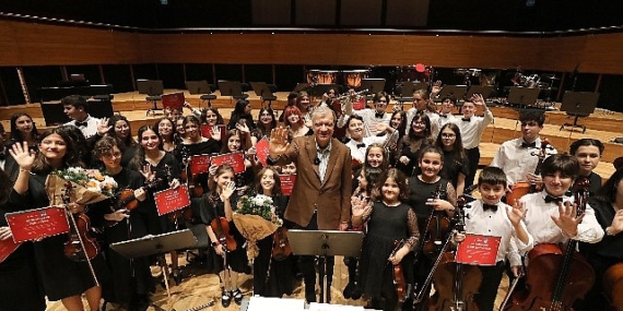 Çocuk senfoni ve Cengiz Özkan'dan muhteşem konser