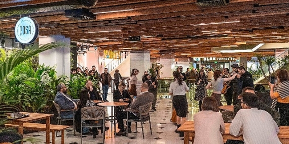 Grand Pera Tastehub'ta Latin Gecesi