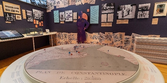 “Meşgul Şehir" Sergisi 27 Nisan'a kadar İAE'de