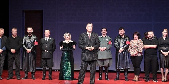 Bir direnişin hikayesi “Yaşamak mı, Yoksa Ölmek mi" seyirciyle buluştu