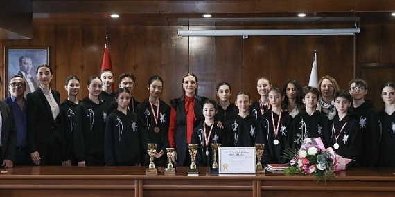 Dokuz Eylül Üniversitesi DEÜ Devlet Konservatuvarı Öğrencilerinin Uluslararası Başarısı: 2 Ayrı Yarışmada Toplam 14 Ödül Aldılar