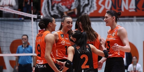 Eczacıbaşı Dynavit, çeyrek finalin rövanşında İtalyan temsilci Savino Del Bene Scandicci'ye konuk oluyor