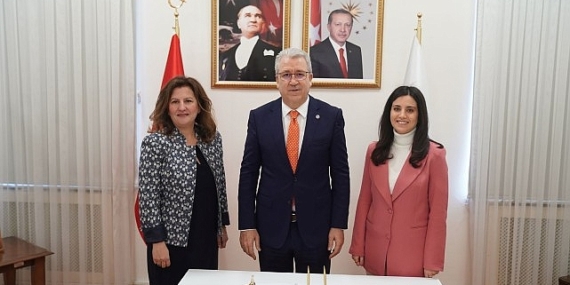 EÜ Hemşirelik Fakültesinden İnmeli Hastalara Özgü Sanat Temelli Aktiviteler Projesi