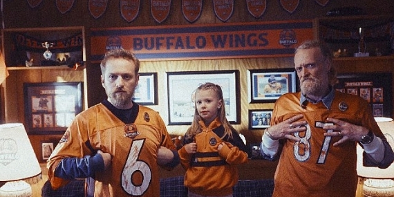 Happy People Project üsy üste ikinci sene Super Bowl'da. Bu sene Circus da takımda!