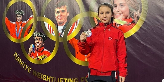 İzmirli Genç Sporculardan Büyük Başarı