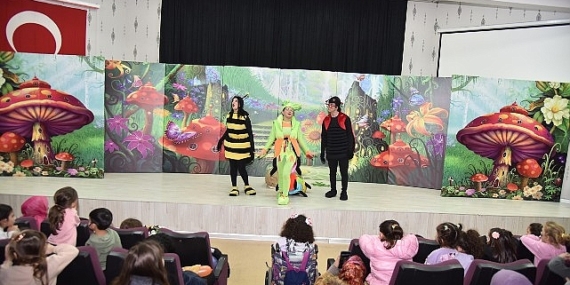 Kartepe'de çocuklar doyasıya eğlendi