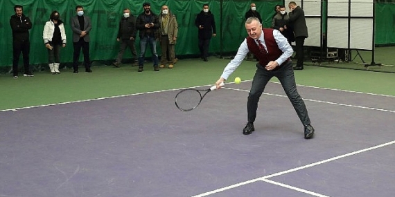 Kocaeli Büyükşehir'den dünya standartlarında tenis merkezi