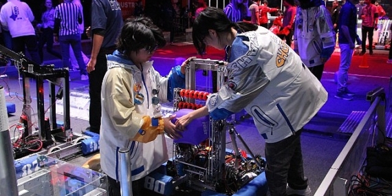 Robotlar “Show" Dünyasına da Girdi!