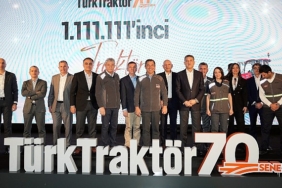 turktraktor-70-yilinda-1-111-111inci-traktorunu-uretti.jpg