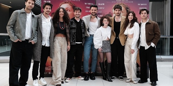 29 Mart'ta Vizyona Girecek, 'Güneşi Söndürmem Gerek' Filminin Ön Gösterimine Büyük İlgi!