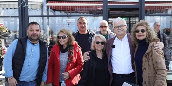 Başkan Deveciler İskele Mahallesi'nde Vatandaşlarla Buluştu