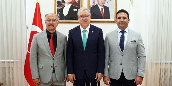 Egeli akademisyen Doç. Dr. Ilgaroğlu, İngiltere'de Farabi felsefesine yönelik araştırmalarda bulunacak