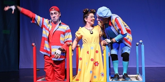 İstanbul Büyükşehir Belediyesi Şehir Tiyatroları, Eftal Gülbudak'ın yazıp yönettiği “Masal (Sözsüz Oyun)" adlı çocuk oyununu seyirciyle buluşturuyor